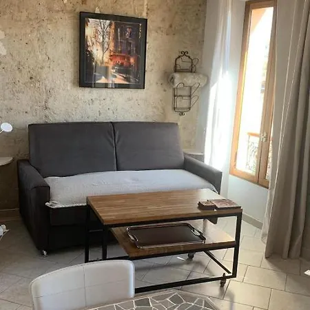 Appartement Cozy Studio In The Charming Village In The Old Town Of